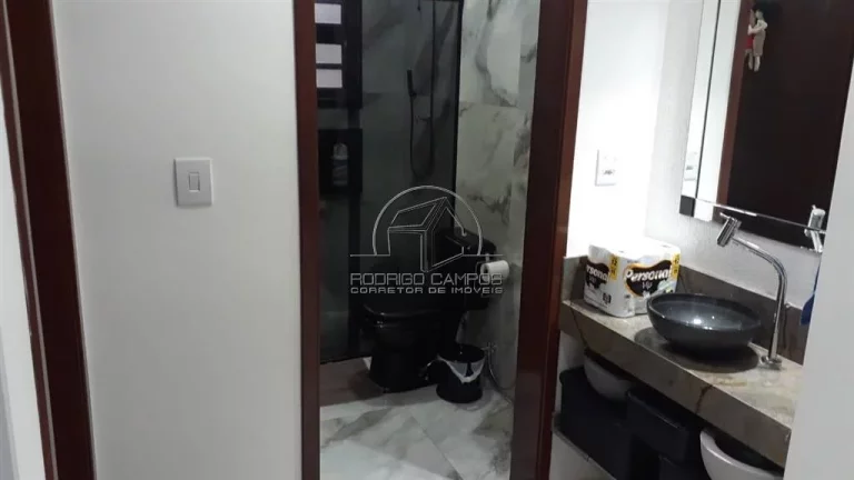 Imagem Espaçosa Casa Sobrado 5 Quartos Centro Peruíbe SP à Venda