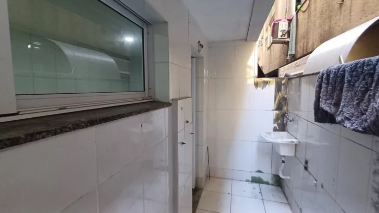 Imagem Casa Duplex para Venda em Rio de Janeiro, Praça Seca, 2 dormitórios, 2 banheiros, 1 vaga