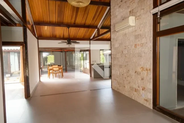 Imagem Casa à Venda - Vargem Grande, 3 Quartos, 360 m2