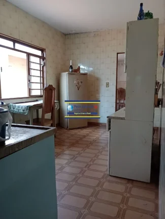 Imagem Casa a venda R$ 300.000 com 2 quartos, 4 vagas bairro Adelino Simioni - Ribeirão Preto