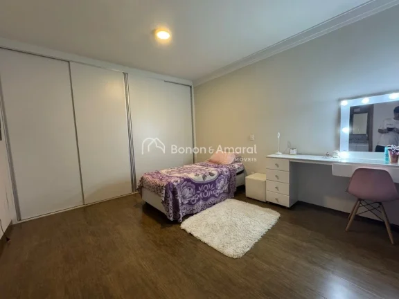 Imagem Casa para venda com 3 suítes no Condomínio Alto da Boa Vista.

Condomínio delicioso de morar, mui...