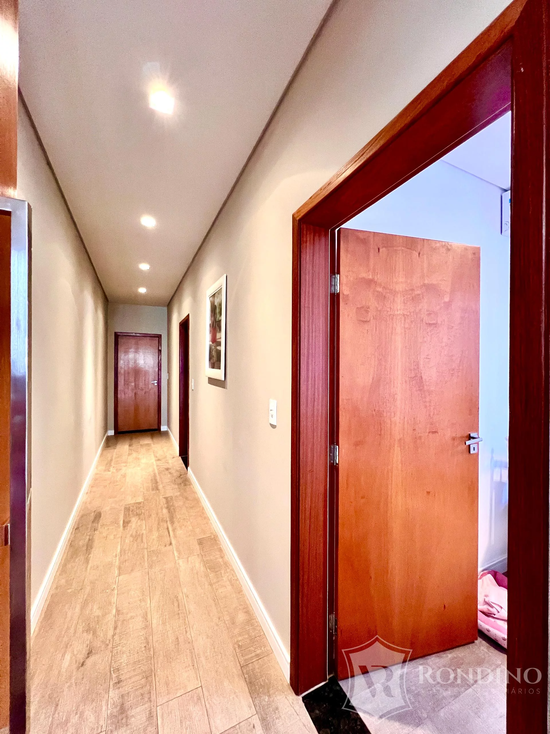 Imagem Casa de alto padrão com 3 suítes no Condomínio Bouganville - Conforto e Sofisticação - Sorocaba - SP