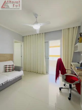 Imagem Apartamento 03 suites, alto padrão, 02 vagas de garagem privativas 156 m2 de frente para o mar, área total 233 m2 e vista total para o mar,