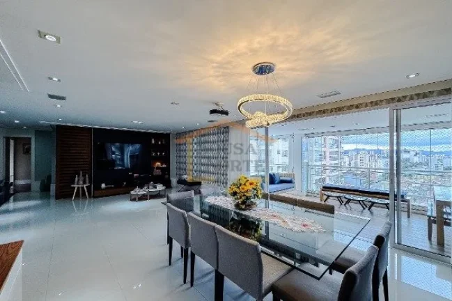 Imagem Apartamento de 227 m², com 3 dormitórios, sendo 3 suítes, sendo a master com banheira, escritóri...