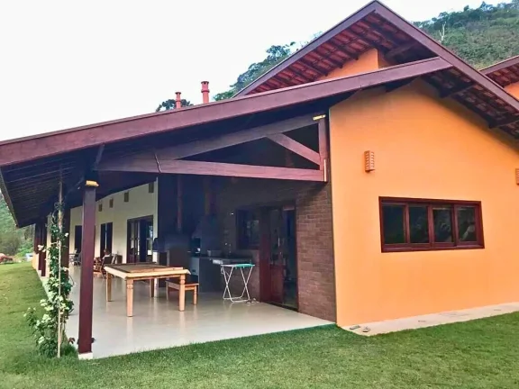 Imagem Onde o luxo encontra a serenidade: Refúgio de alto padrão em Sapucaí-Mirim
