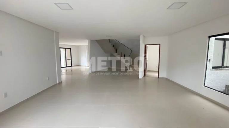 Imagem Venda, Casa Condomínio Jatobá, 247m aproximados São 2 pavimentos, sendo térre