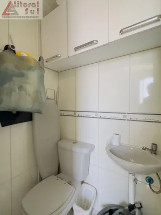 Imagem Apartamento 03 suites, alto padrão, 02 vagas de garagem privativas 156 m2 de frente para o mar, área total 233 m2 e vista total para o mar,