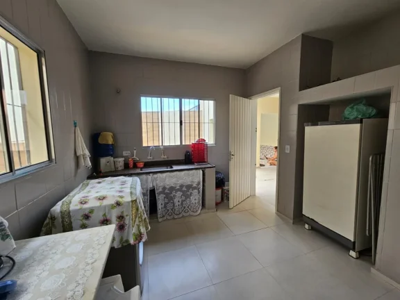 Imagem Casa para Venda em Itanhaém, Satelite, 3 dormitórios, 2 banheiros, 2 vagas