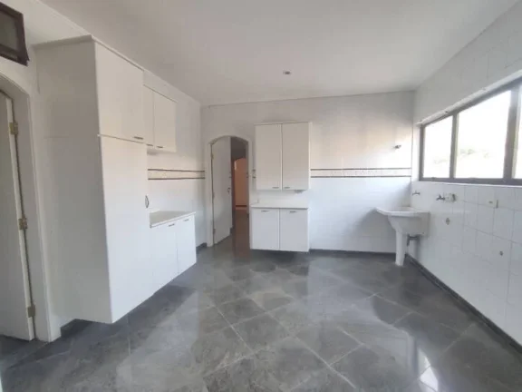 Imagem Casa Sobrado, 7 dormitórios ( 4 suítes), piscina,12 vagas, Tamboré - Barueri/SP.