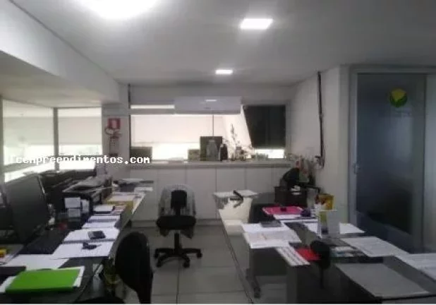 Imagem Barracão para Venda em Limeira, Jardim Residencial Campo Novo, 4 banheiros, 2 vagas