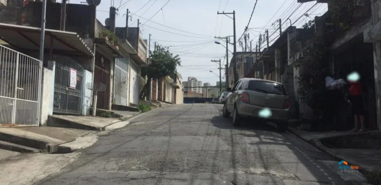 Imagem Casa 69m² assobradada-2 dormitorios-quintal-vaga de garagem-Taboao da Serra-SP R$ 400.000,00