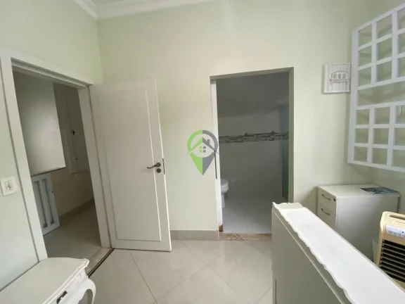 Imagem Sobrado à venda - 3 dormitórios, próximo da praia - Embaré-Santos