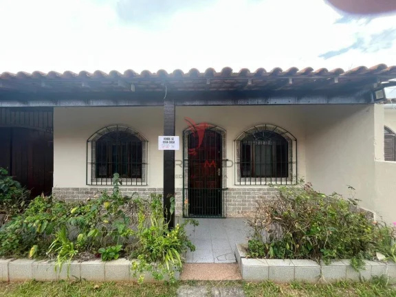 Imagem Casa com Piscina em Condomínio - R$ 350.000!