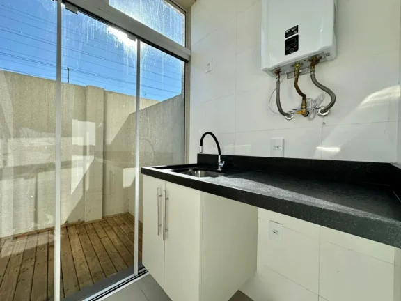 Imagem Casa em Condominio 2 Dormitórios - Bairro --