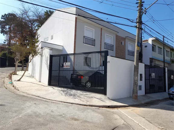 Imagem Sobrado à venda com 2 quartos, sendo 2 suítes, em Butantã, São Paulo - SP