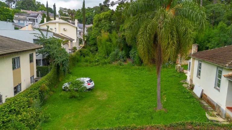 Terrreno Eduardo Sprada4250m2