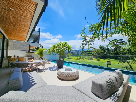 Imagem Residência de luxo no Riviera de São Lourenço Módulo 12: 5 suítes, 3 salas, 8 vagas. Condomínio 5 estrelas com certificação sustentável.