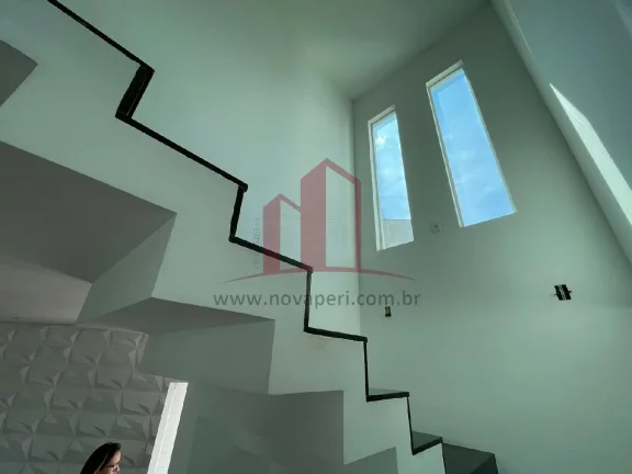 Imagem Casa de Luxo à Venda em Condomínio Villa Verde, Franco da Rocha-SP: 3 Quartos, 1 Suíte, 4 Banheiros, 2 Vagas, 330m² de Pura Elegância!