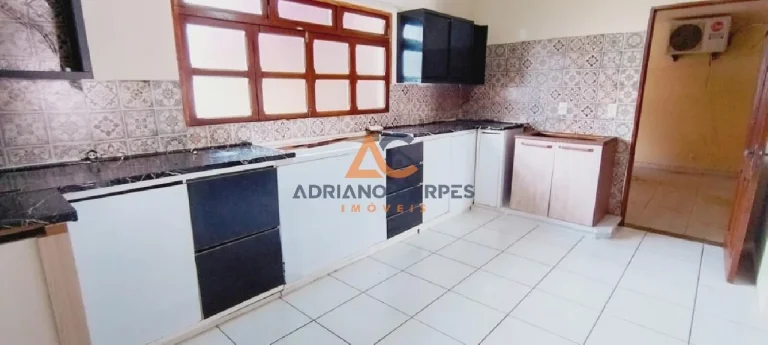 Imagem ALUGUEL Anual de Casa Semi-mobiliado com 3 dormitórios em Bairro Gravatá-Navegantes-SC