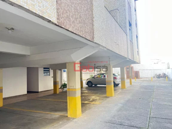 Imagem Apartamento com 4 dormitórios à venda, 100 m² por R$ 550.000 - Passagem - Cabo Frio/RJ
