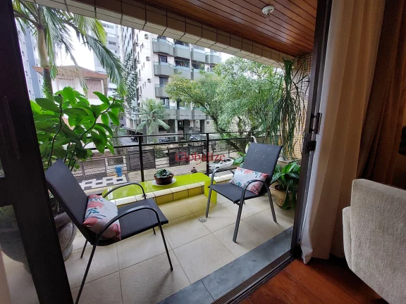 Imagem Apartamento 3 dormitórios e 2 vagas à venda no bairro do Gonzaga em Santos por R$ 970.000,0