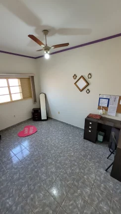Imagem Casa de vila para venda em Jardim Paineiras com 3 quartos, sendo 1 suíte, 283m2