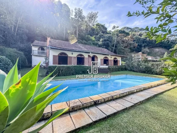 Imagem Casa à venda, 385 m² por R$ 1.200.000,00 - Albuquerque - Teresópolis/RJ