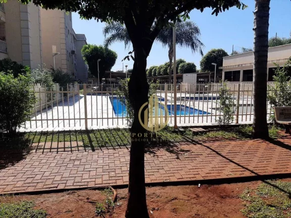 Imagem Apartamento Térreo com 2 dormitórios à venda, 46 m² por R$ 160.000 - Ipiranga - Ribeirão Preto/SP