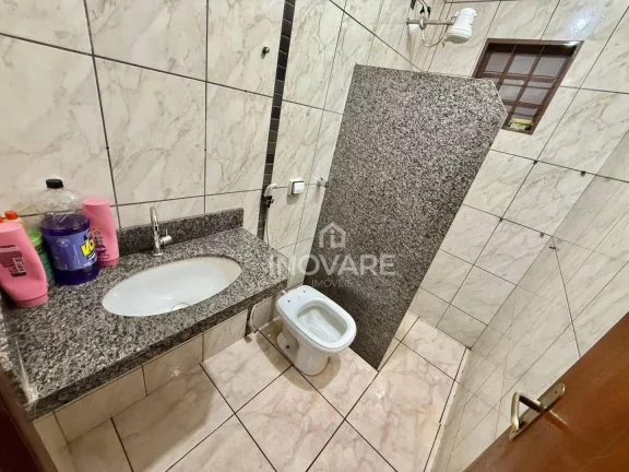 Imagem Casa com 4 dormitórios à venda, 183 m² por R$ 400.000,00 - Setor Central - Itumbiara/GO