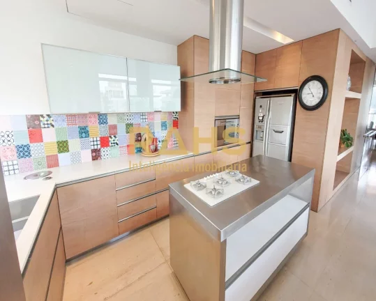 Imagem Cobertura Duplex a Venda no Centro de Joinville Linda cobertura duplex com 397,42 m² privativos dis...