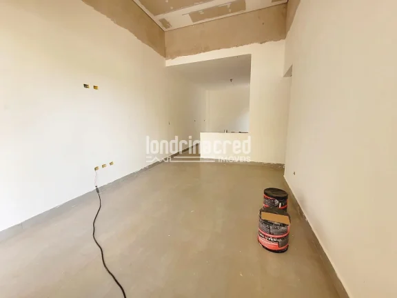 Imagem Casa nova na Zona Leste de Londrina com 98m² de área útil, 3 dormitórios (1 suíte), banheiro social, sala integrada, cozinha e 2 vagas de garagem.
