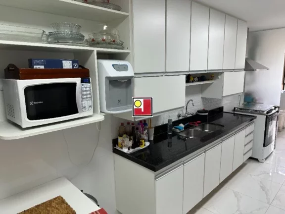 Imagem Vendo 4Q(1Ste), vista mar, lagoa e montanha, Praia da Barra, nascente, 1.780.000,00, ônibus, clube, igreja, tênis, futebol, ginásio, portaria 24 horas