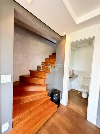 Imagem Cobertura duplex com 223m², reformada no Jardim Guedala, com incrível vista de tirar o fôlego e 0...