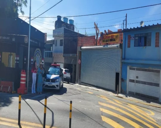 Imagem Lindo galpão na divisa de Taboão