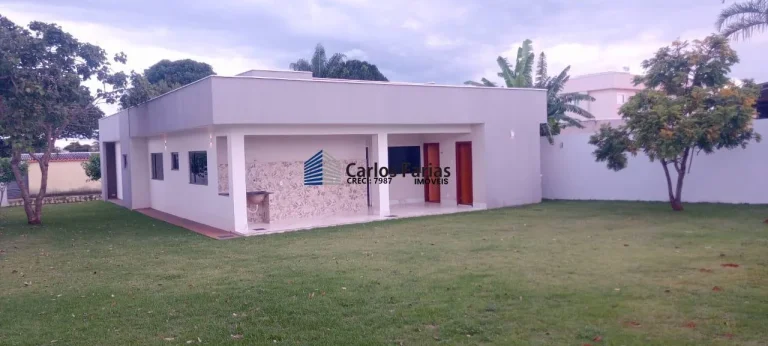 Imagem Casa em Condomínio para Venda em Brasília, Setor Habitacional Tororó (Jardim Botânico), 3 dormitórios, 2 suítes, 4 banheiros, 2 vagas