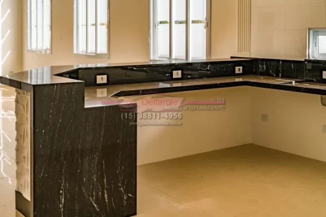 Imagem Casa a venda dentro de condomínio