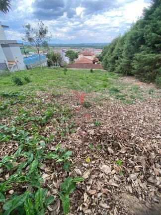 Imagem Excelente lote muito bem localizado em condom...iacute;nio fechado(JD Panorama II), linda vista para...