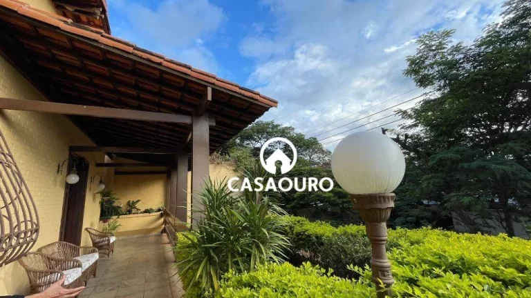 Casa com 4 quartos à venda, 417 m² por R$ 2.400.000 - Mangabeiras - Belo Horizonte/MG