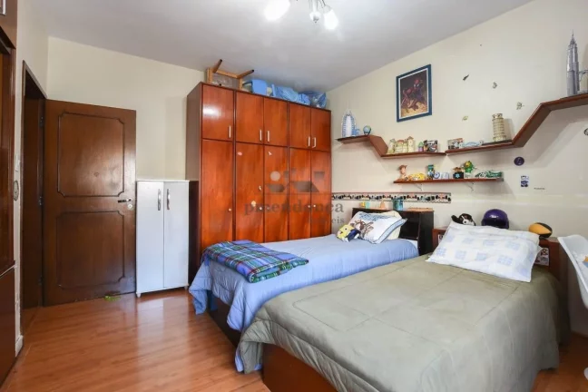 Imagem Apartamento 3 quartos, 2 banheiros, 1 vaga 179 m²