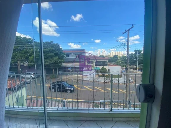 Imagem Sobrado residencial com galpão comercial próximo ao Shopping Boulevard