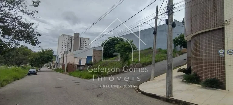 Imagem Lote à Venda - Com 357,37M² - Parque Veneza - Santana do Paraiso - MG