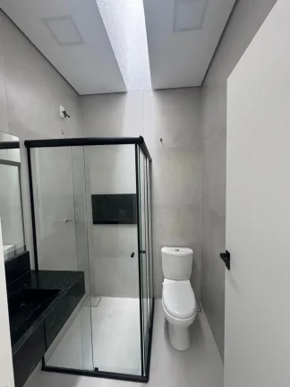 Imagem Casa em Condomínio à Venda em Sorocaba-SP, Jardim Novo Horizonte: 3 Quartos, 1 Suíte, 2 Salas, 3 Banheiros, 2 Vagas, 100m²!