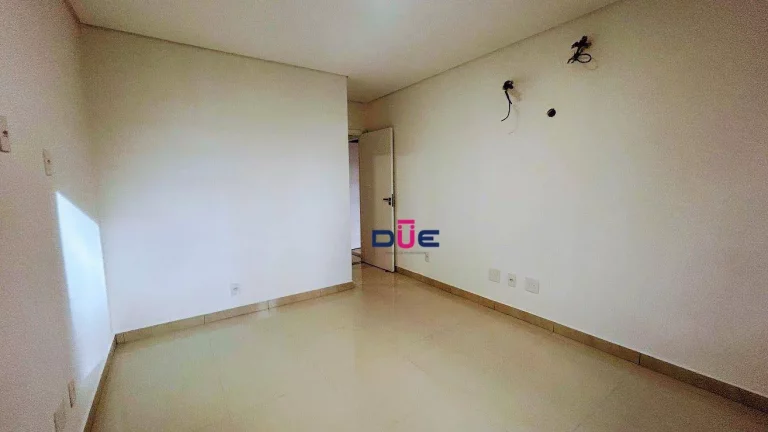 Imagem Apartamento com 3 dormitórios à venda, 130 m² por R$ 1.000.000,00 - Pompéia - Santos/SP