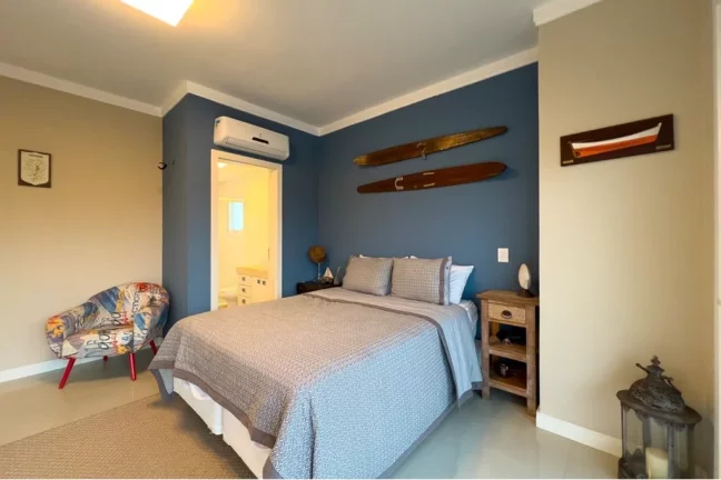 Imagem Casa de condomínio à venda em Xangri-Lá, Centro, com 4 quartos, 368m²