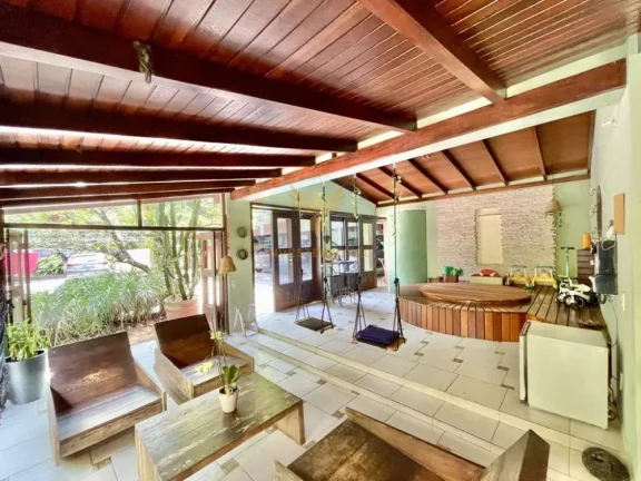 Imagem Casa em Condomínio a Venda no bairro Granja Viana - Cotia, SP