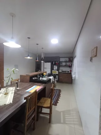Imagem Casa de vila para venda em Vila Santa Terezinha com 2 quartos, sendo 1 suíte, 155m2