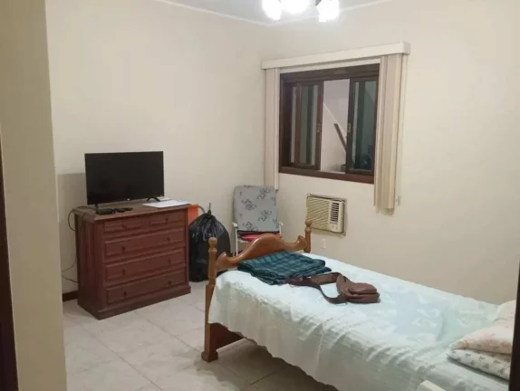 Imagem Sobrado à venda em São Gonçalo, Pita, com 4 quartos, 210m2