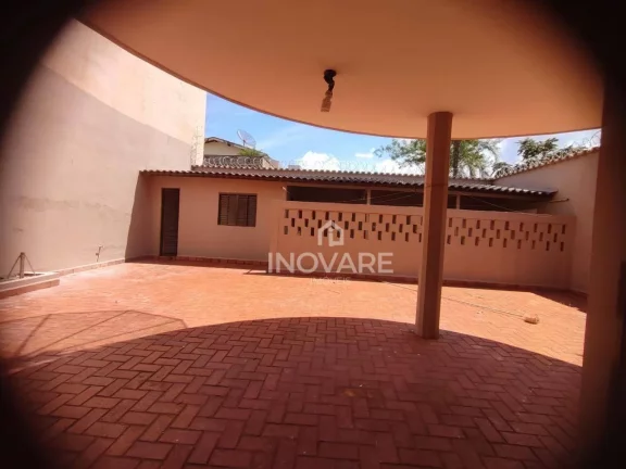 Imagem Casa com 3 dormitórios para alugar por R$ 3.900,00/mês - Setor Central - Itumbiara/GO