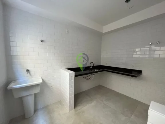 Imagem Casa em Condomínio à venda com 3 dormitórios, sendo 2 suítes, no Gonzaga de Santos/SP