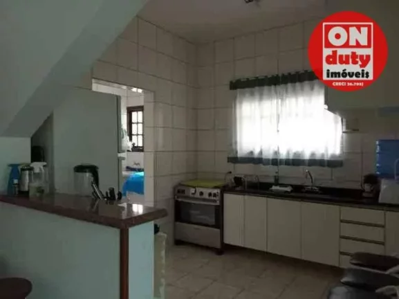 Imagem Lindo Sobrado com 3 suítes à venda, 220 m² por R$ 1.290.000 - Balneário Praia do Pernambuco - Guarujá/SP